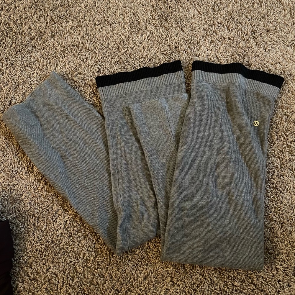 Lululemon Principal Dancer leg warmers
